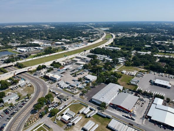 Premier Industrial Flex Space for Lease: 2021 N 40th St, Tampa, FL 33605